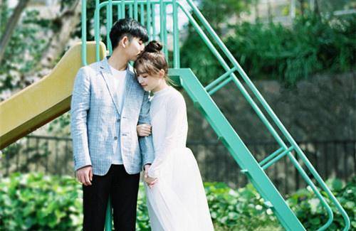“你们给老大买房子，不管我们”“媳妇，老大会给我们养老”