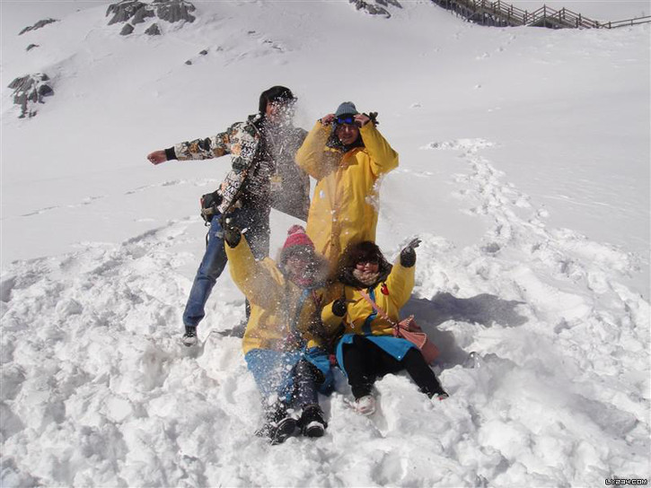 阿拉丁旅游玉龙雪山冰川公园+印象丽江1日游
