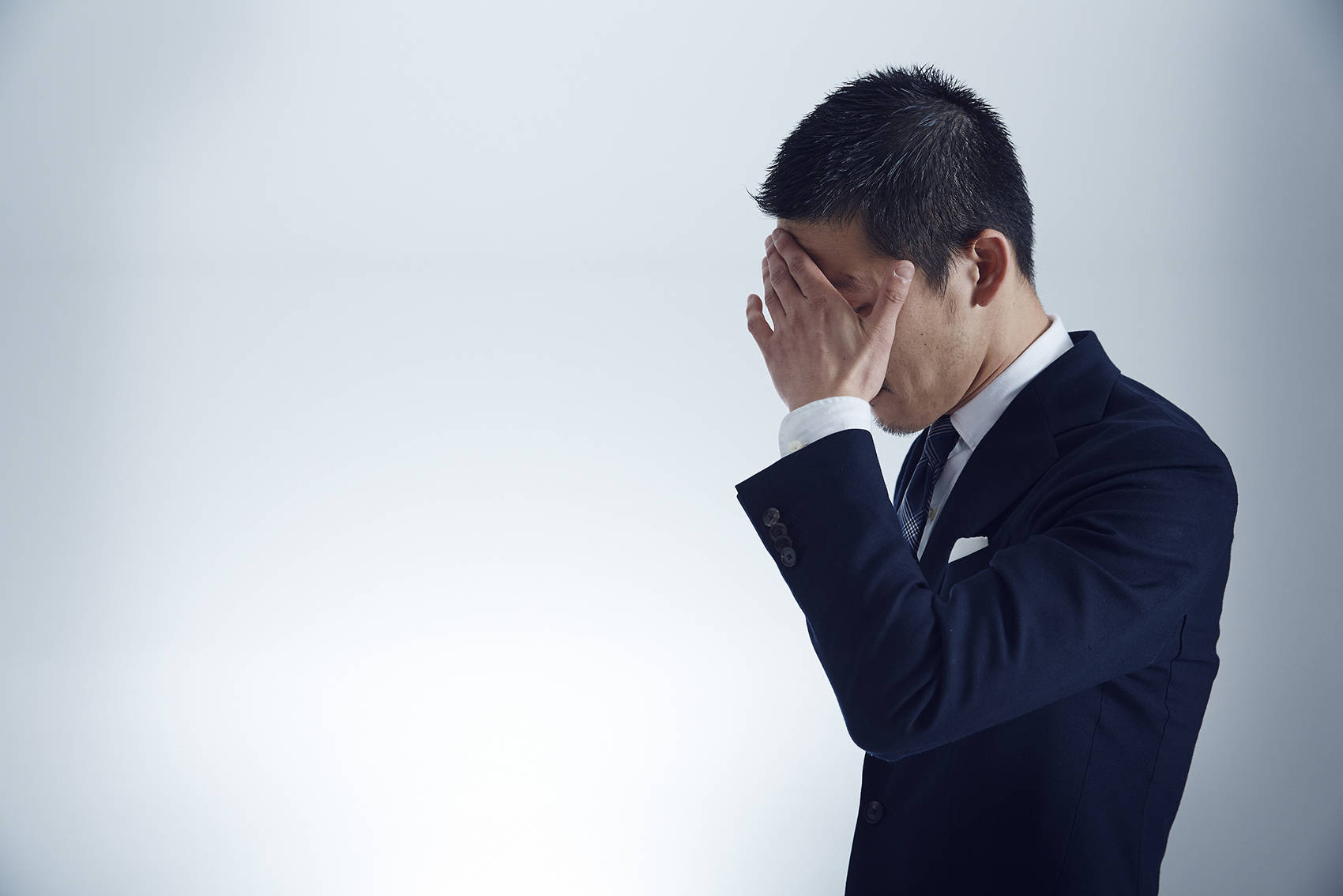 红塔证券上市三年陷困局： 募资超90亿、分红不足14亿，募资投向效果不达预期，2022年扣非净利润暴跌99%