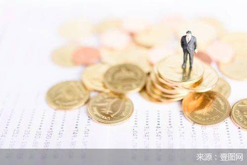持仓大揭秘！险资偏爱银行股、增持制造业，今年依旧加仓高股息股票