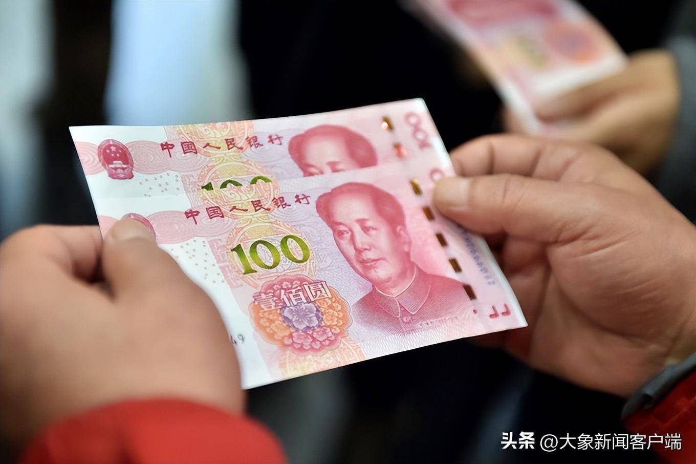 中听 | 牺牲生活质量的攒钱方式，没有参考意义