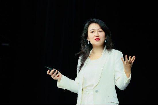 出海吧，姐姐！2024中国女性领航者大会暨天下女人国际论坛十周年庆典成功举行