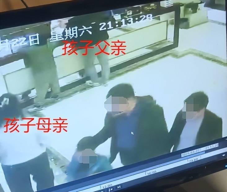 家长称6岁儿子被陌生人带去KTV:一群醉酒男人让娃唱歌!警方调查称系醉酒引发误会