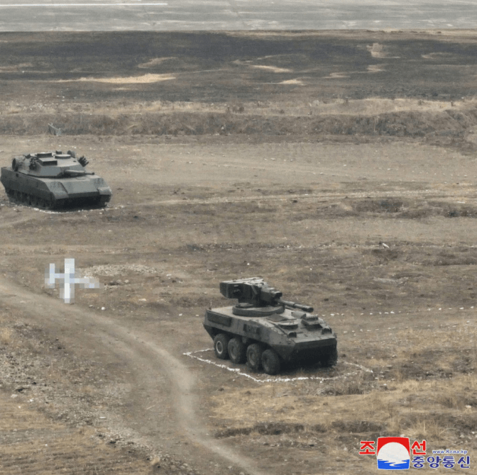 金正恩观摩无人攻击机性能试验，强调发展AI