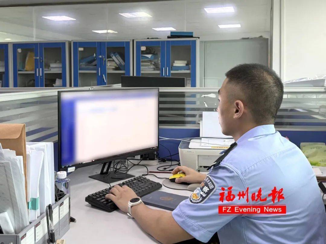 “连打17个电话都没人接！”福州民警：先拦住62万！
