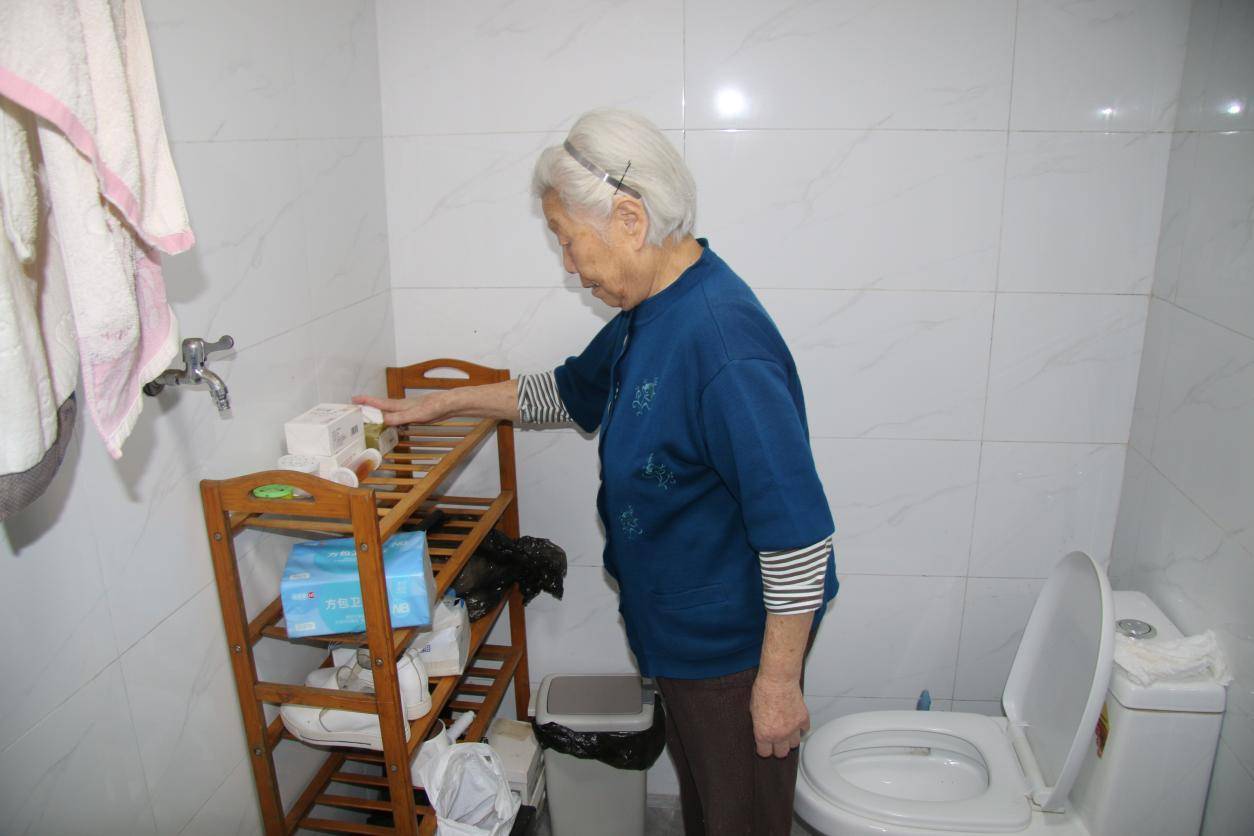 定海路街道丨告别“拎马桶”!“一户都不能放弃”