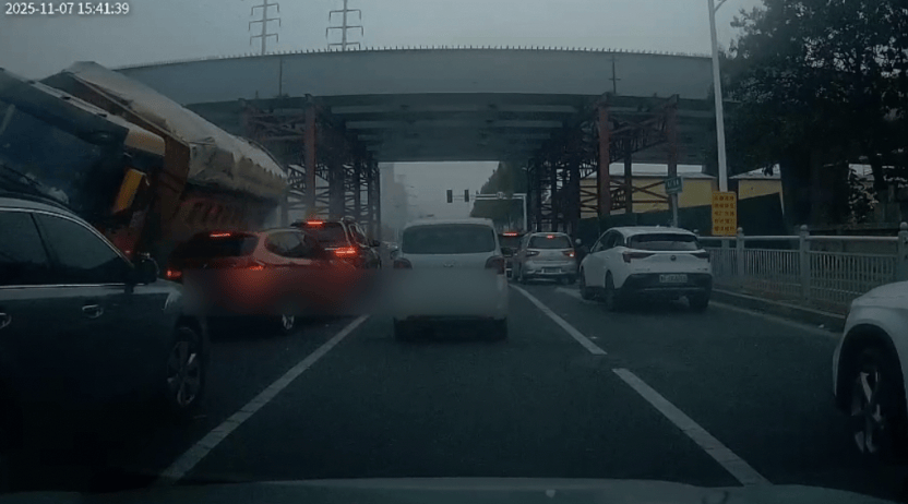 44岁女教师下班途中意外身亡!肇事者项某某被采取刑事强制措施,事故详情披露