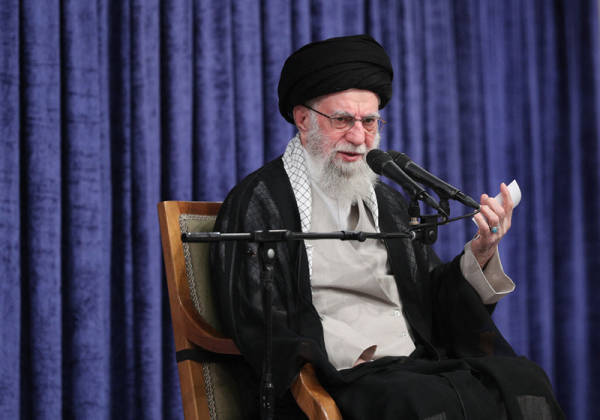 “罕见”,伊朗情报部长公开指责:美以密谋刺杀哈梅内伊
