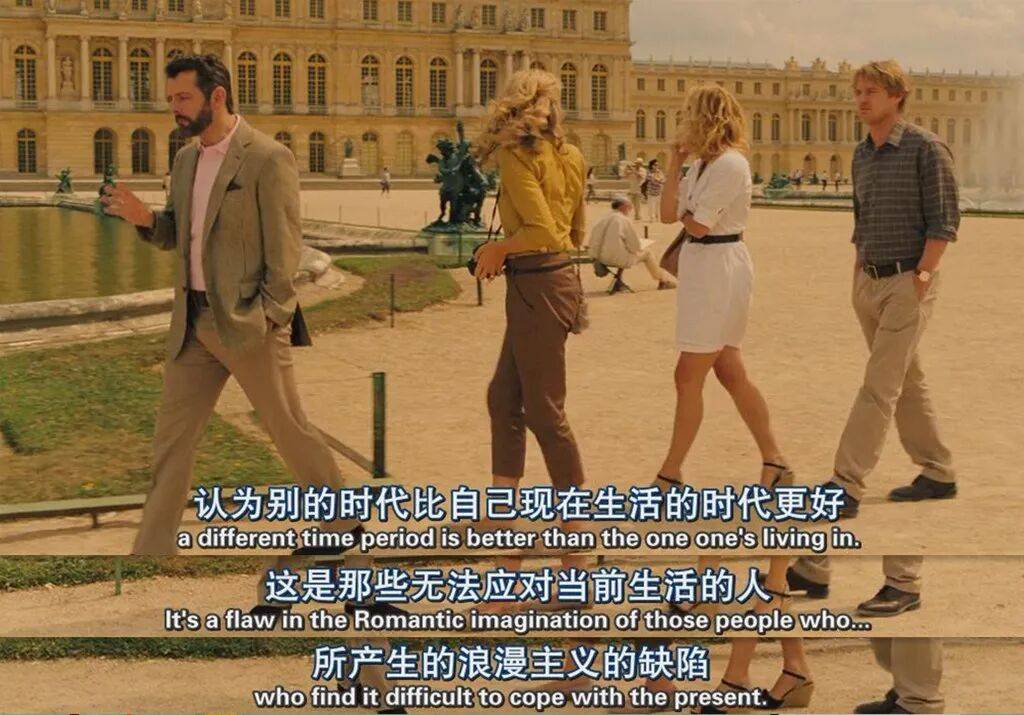 “50块帆布包配3000块包挂”，时髦年轻人背半个身家出门