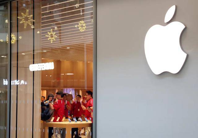 开售不到3个月，苹果手机的价格撑不住了